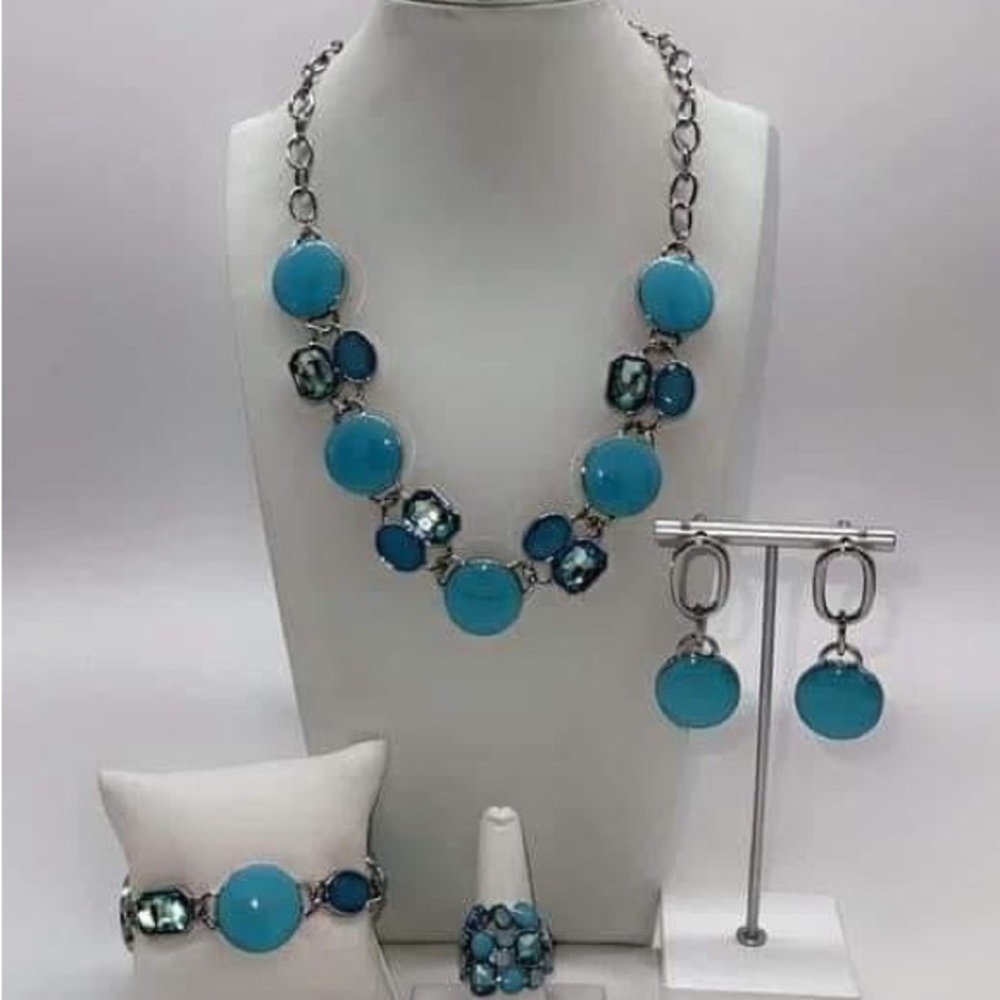 Blue necklaces with matching bracelets,earrings,rings